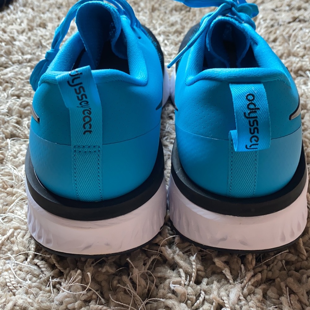 Nike Odyssey React 2 Flyknit - Picture 5 of 7